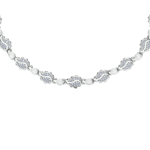 Signature Classic Necklace in 18K White Gold